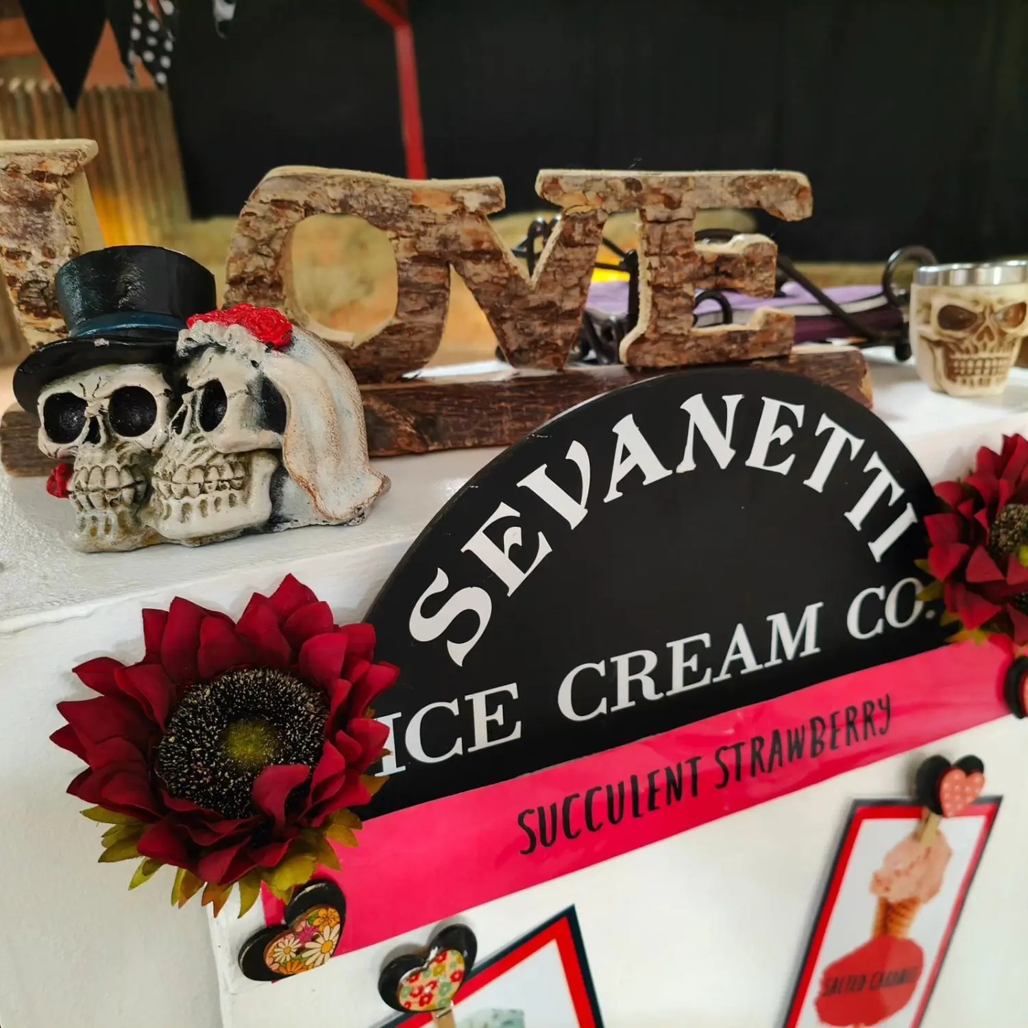 Sevanetti Ice Cream Bikes Black, White and Skulls decoration sets